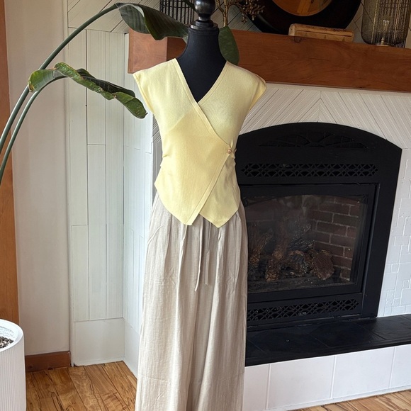 Chic Yellow V-Neck Wrap Sweater - Picture 10 of 10